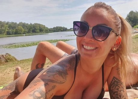 Alexandra Tokay pornstar nude archive