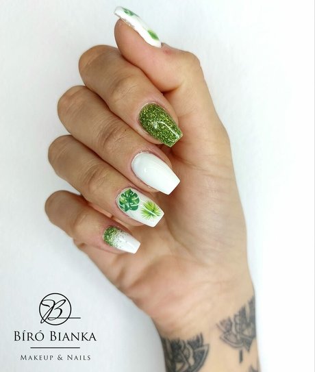 Alexandra Tokay model adult galleries