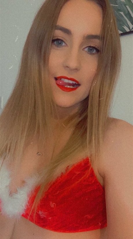 Ellierosek nudes actress image