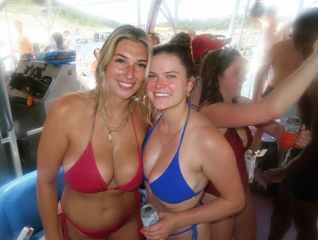 Abbey Wilson hot model galleries