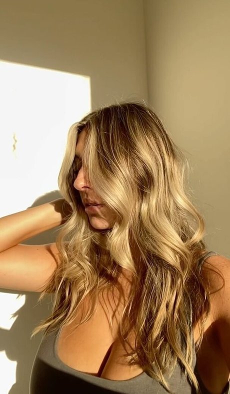 Abbey Wilson sex star photos