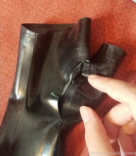 lilithinlatex pornstar gallery