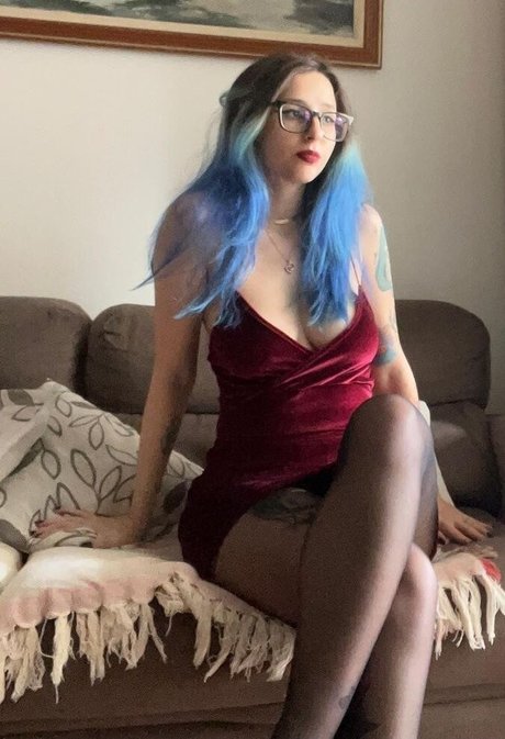 Lumineon model pornographic pictures