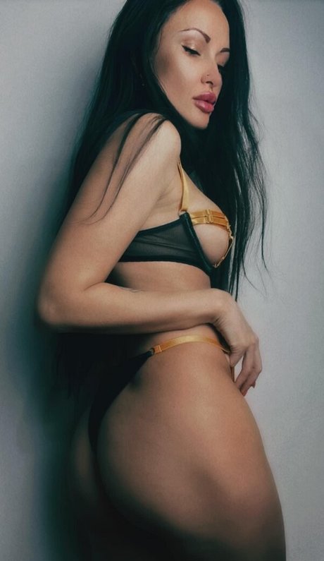 Tamila Flirt Couture pornstar best pic