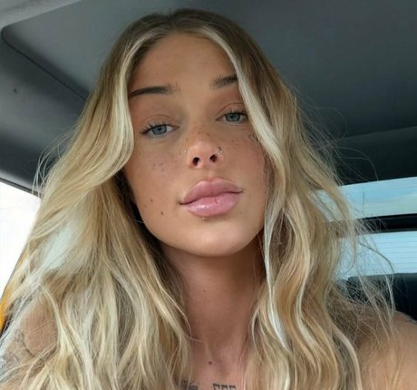 Ryrenee sex star pictures