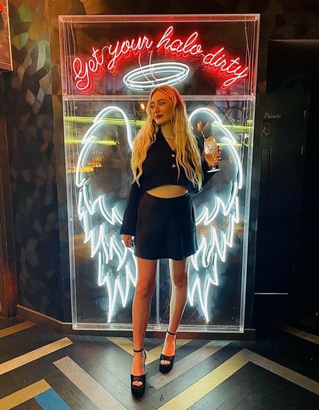 blissfulwhisperasmr pornographic actress images