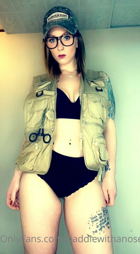 baddiewithanosering nice actress picture