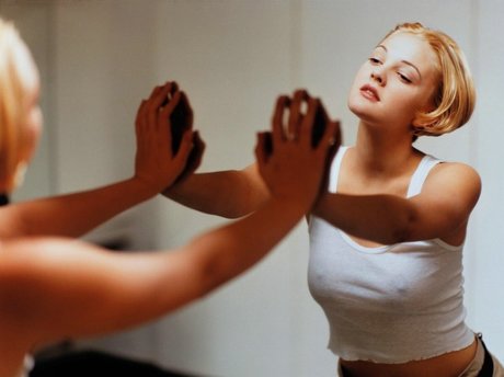 Drew Barrymore nude actress photo