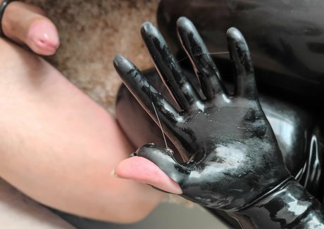 Madame Alaska pretty star pictures