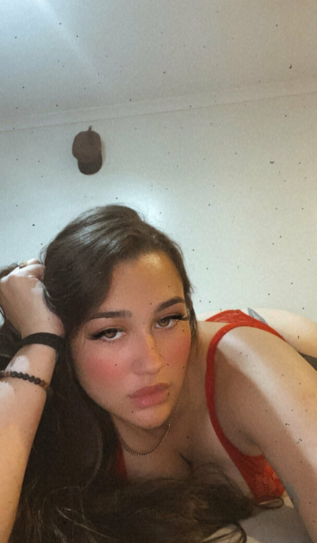 Pareaute model porn picture