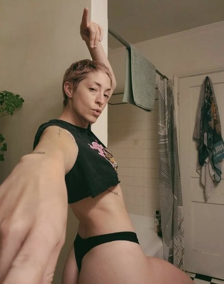 Tybee Diskin high quality model photos