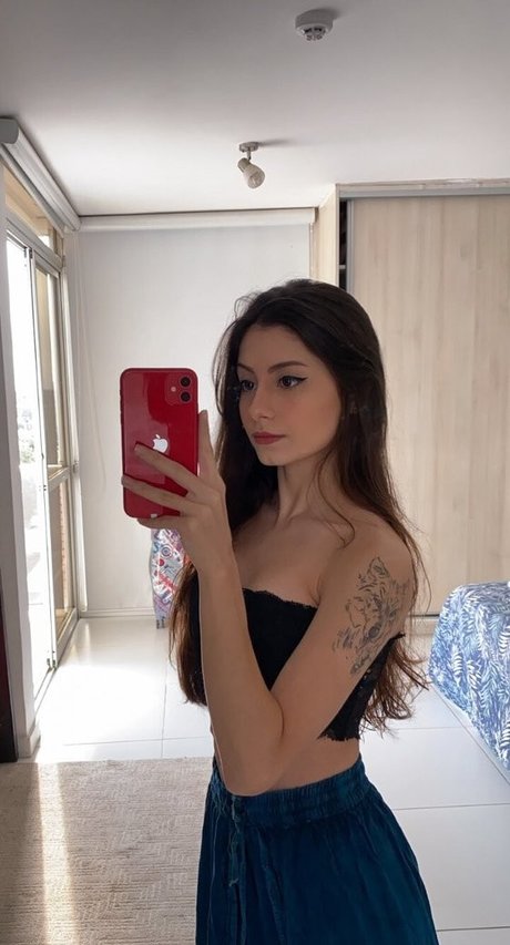 Ingrid Larissa nice actress photo