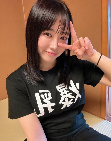 Nano Manamo exclusive pornstar pic