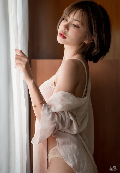 Sutasinee Nokia Sirirak star erotic images