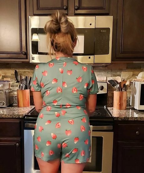 PerriPlays sexy pornstar galleries