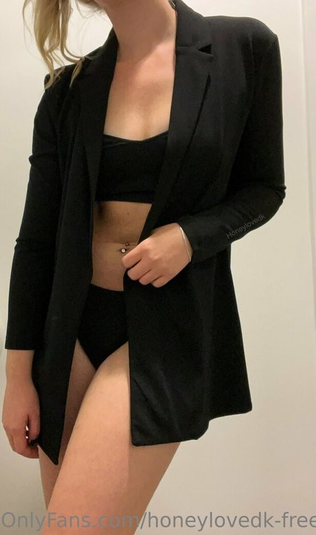 honeylovedk free model nude photos