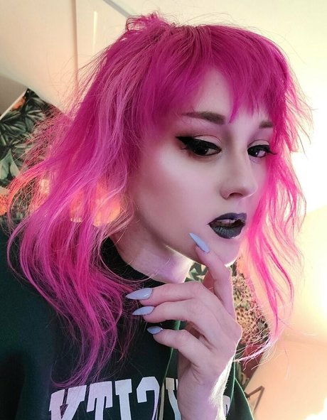 yokaioppai pornstar erotic picture