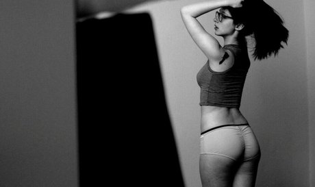 Girlfriend Reviews free actress images