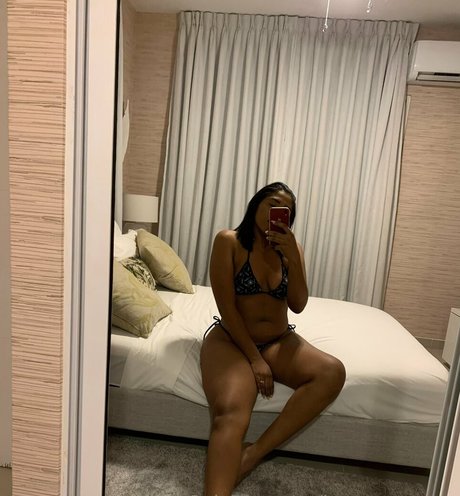 jezsweetcocoa model perfect pic