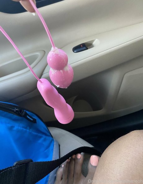 mickeymooh star sexy galleries