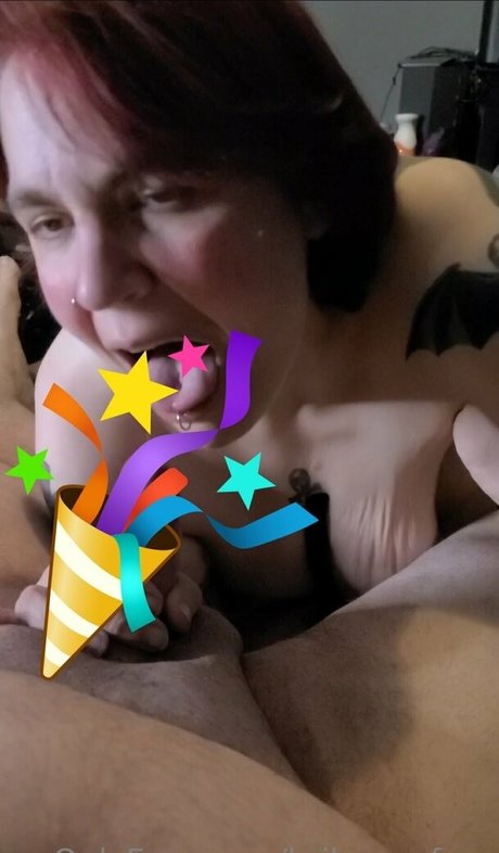 brihannafree art actress galleries