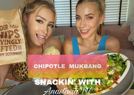 snackinwithanastasia model pornographic galleries