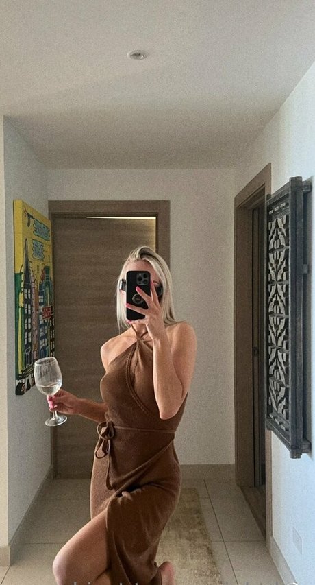 learninwithg nudes actress archive