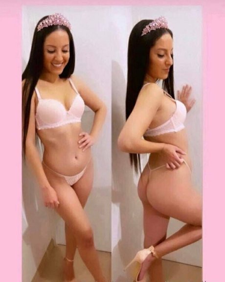 issabellaa hd star photo