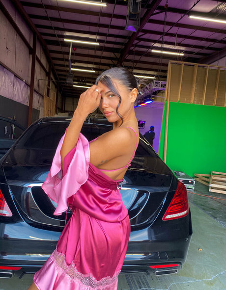 kristenheh free actress image