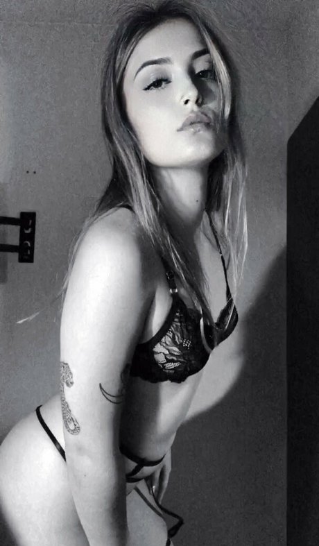 abby es model pretty gallery