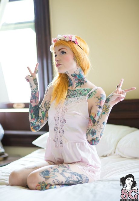 Faun pornstar sexy photos