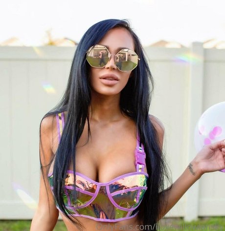 ilovewillowlansky model hot gallery