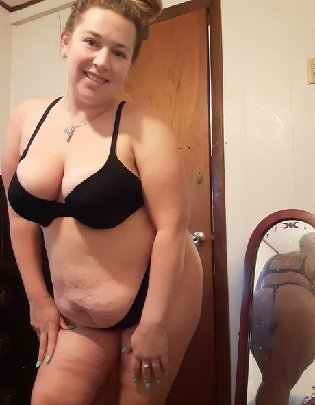 lenaamethystesdee pornstar erotic picture