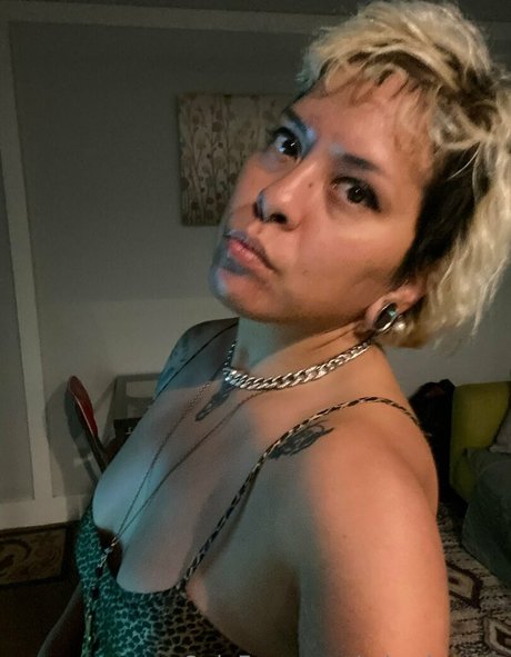 mirari mata model beautiful galleries