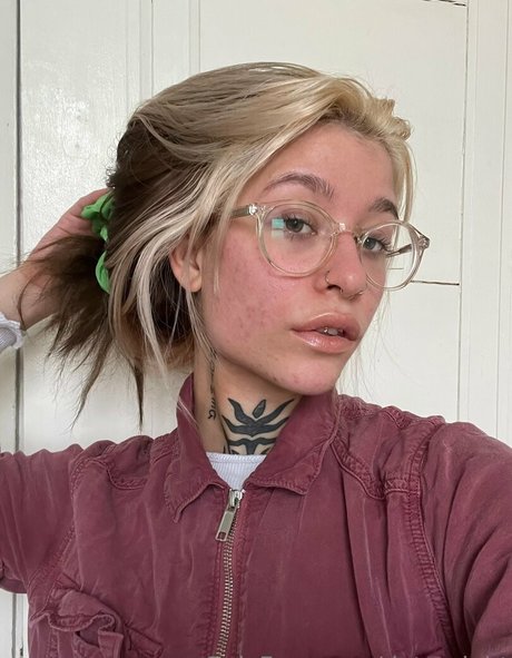 data night sexy actress pictures