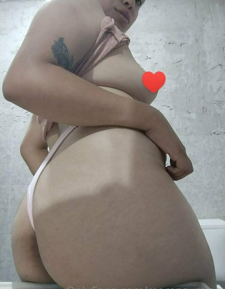 morena miaa naked model img