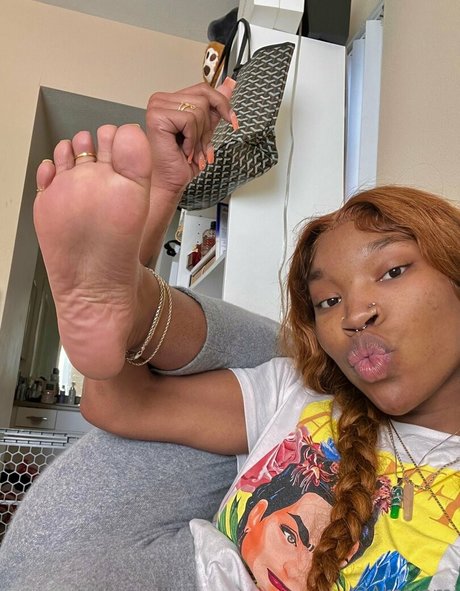 areiyami naked actress pic