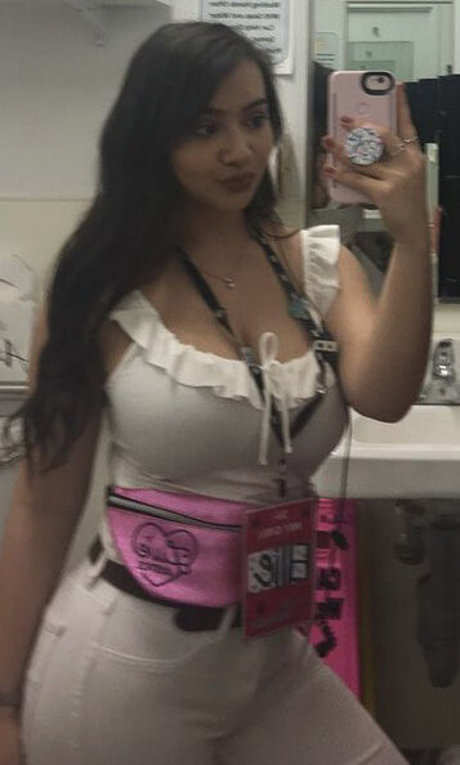 Ellie Johnston sexy star image