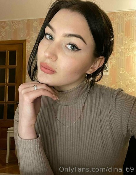 dina 69 art actress gallery