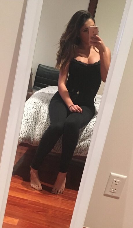 Fuckella Profile pic