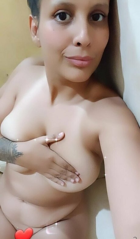 ladama22 sexy star pic