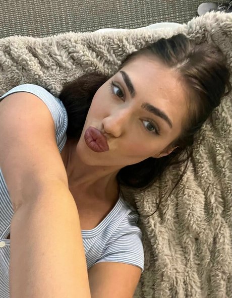 itsgigibabyyy model naked photos