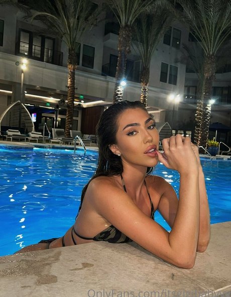 itsgigibabyyy star best photos