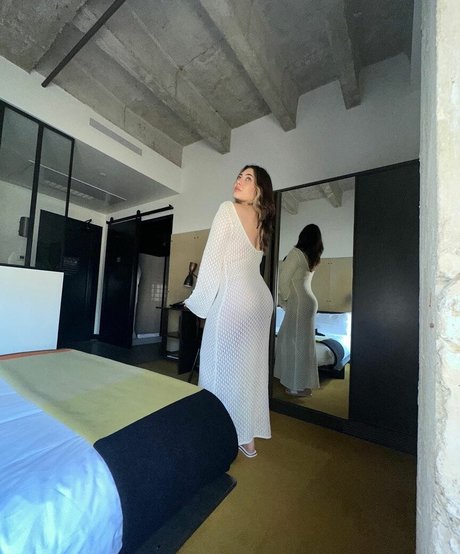 Shelby Young nudes actress photo