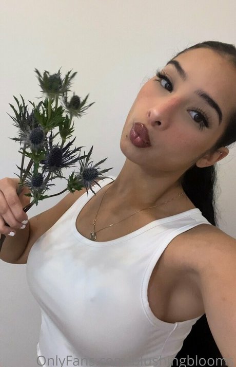 blushingblooms star sexy galleries