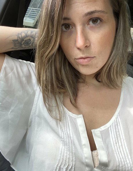 clever belle5 exclusive star pics