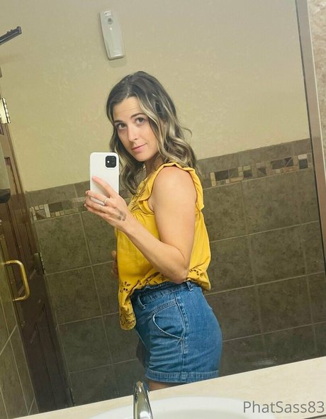 clever belle5 perfect actress gallery