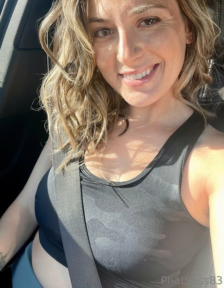 clever belle5 hd actress photos