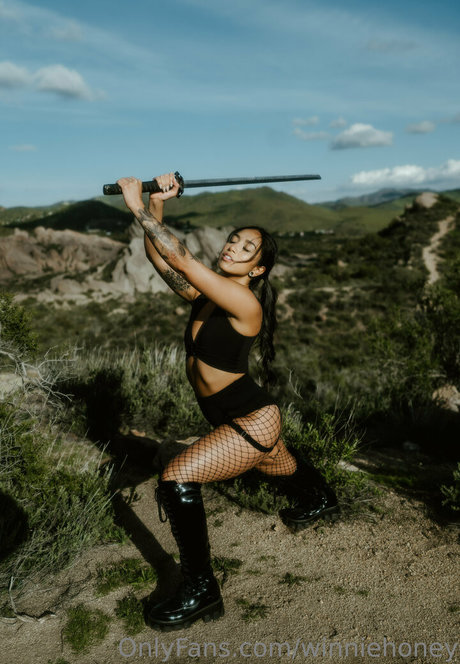 winniehoney star hd pic