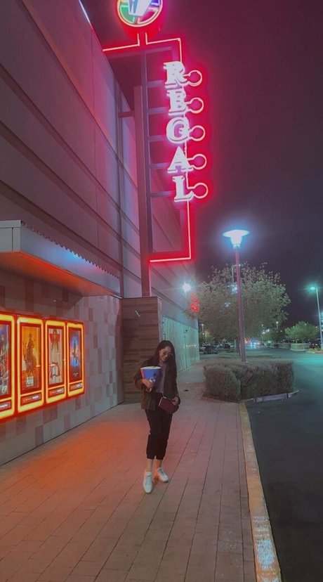 chloeamourfree perfect pornstar img